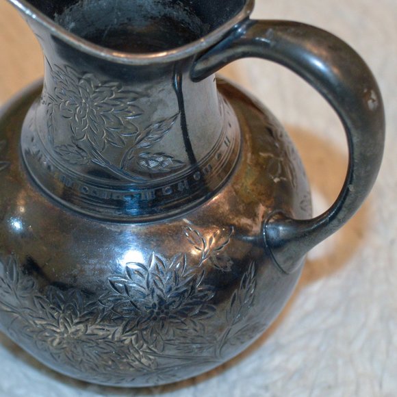 Vintage Meriden B Company Silver Plated Pitcher - Picture 8 of 9